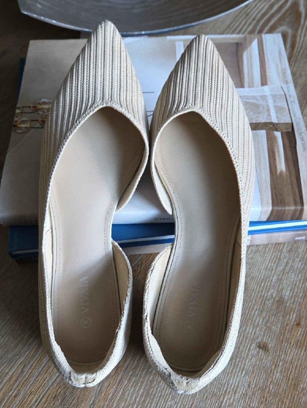 Vivaia Melia Flats Pointed in Light Beige - Picture 5 of 13
